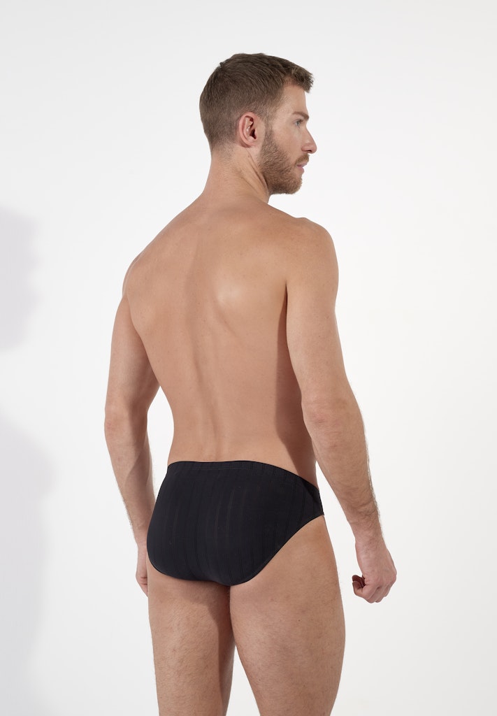 Chic Comfort Micro Briefs | Black 401333-0004
