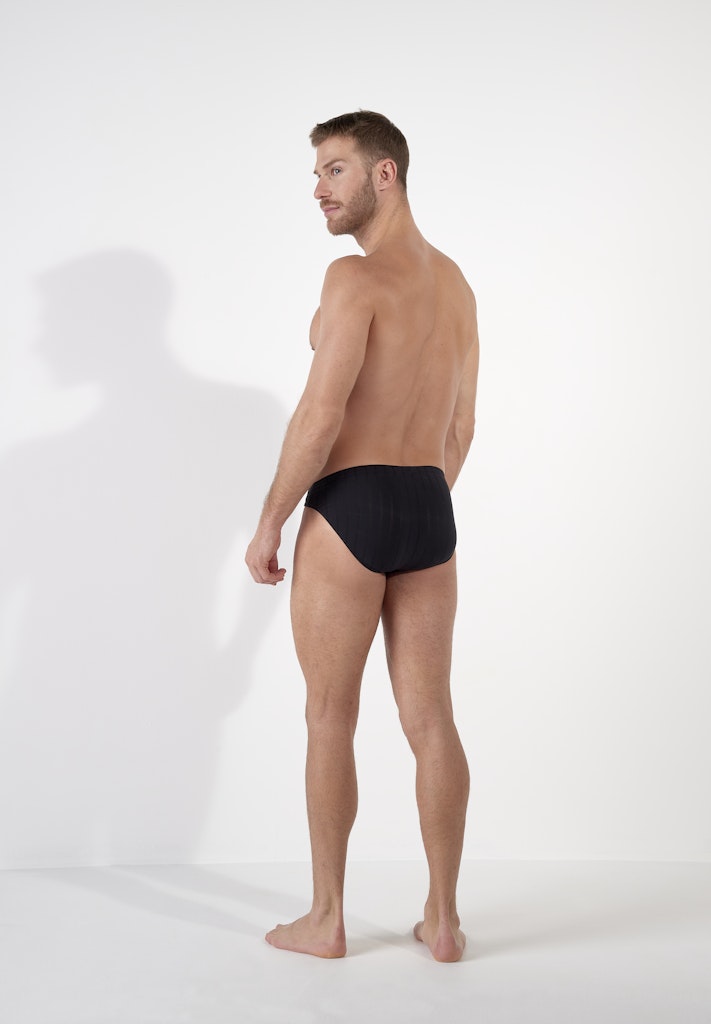 Chic Comfort Micro Briefs | Black 401333-0004