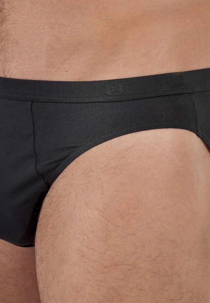 402448 Supreme Cotton Comfort Micro Briefs - 0004 Black